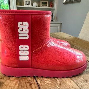 UGG classic clear mini boot